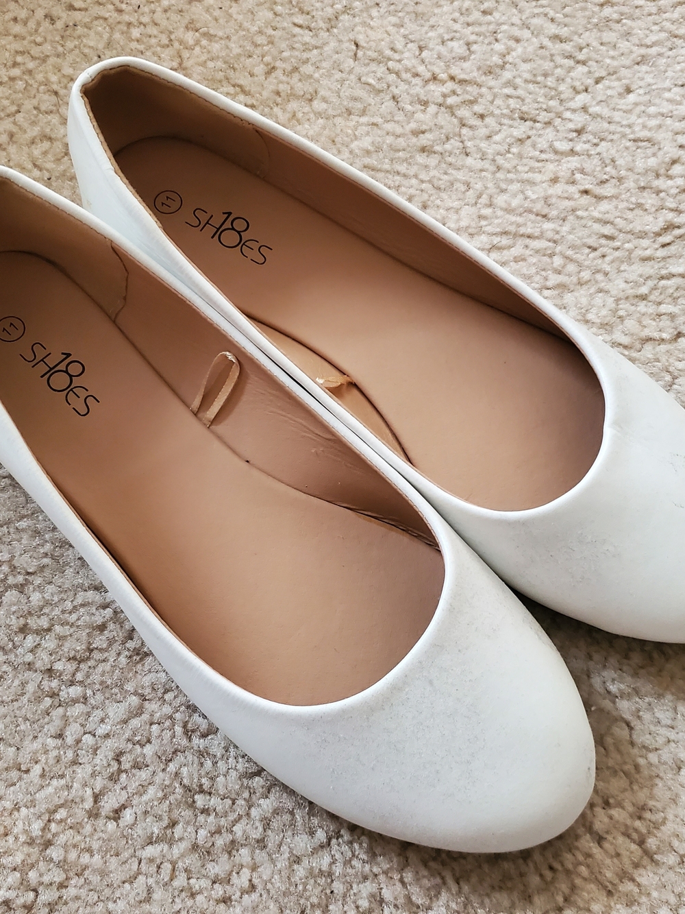 White Women's Ballet Flats sz 11M